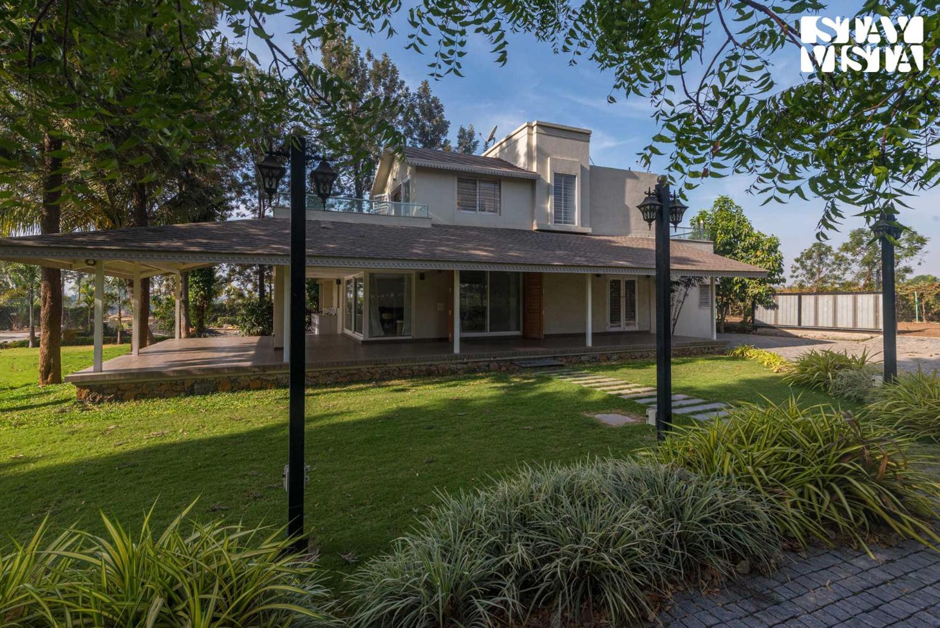 Stayvista'S Silver Grove - Serene Haven With Expansive Lawn & Terrace Нашик Екстер'єр фото
