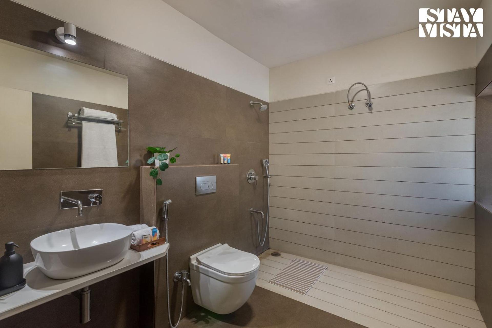 Stayvista'S Silver Grove - Serene Haven With Expansive Lawn & Terrace Нашик Екстер'єр фото